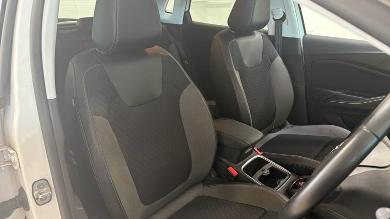 Vauxhall Grandland X 1.2 Turbo SRi Nav 5dr Petrol Hatchback